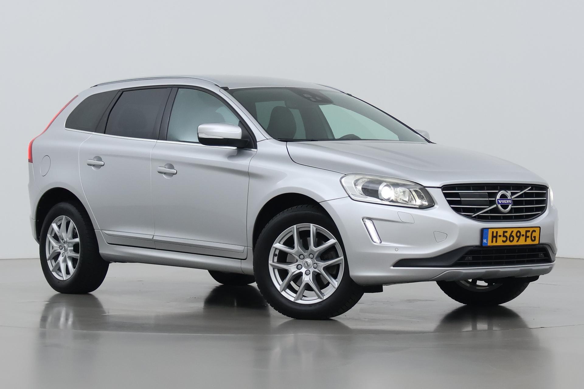 Volvo XC60 2.4 D5 Summum | Pilot Assist | Trekhaak | Standkachel | BLIS | Stoelverwarming — foto 1